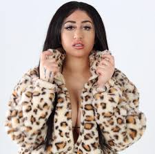 Jessy Taylor - Free pics, galleries & more at Babepedia