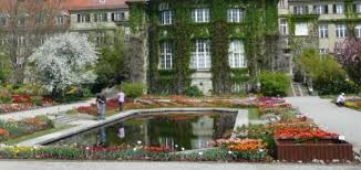 Das bedeutet, es gibt zwar parkmöglichkeiten, aber du. Botanischer Garten