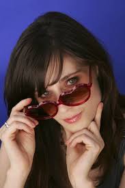 What Style Of Glasses Does Zooey Deschanel Wear