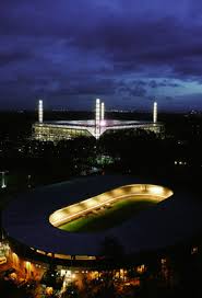 Du könntest allerdings kommentieren und fragen, ob die leute auch neue wallpaper machen können (wie du siehst wurde der post mehrmals upgedatet). Koln Bei Nacht Koeln De