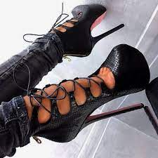 By elmira watsica july 01, 2021 post a comment Pin On Abbigliamento Strano