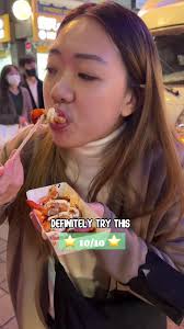 Rating everything I ate from myeongdong’s night market in korea 🤤  #seoultravel #seoulfood #myeongdongstreetfood #seoul #streetfood