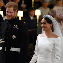 It was meghan markle's wedding dress. Meghan Markle S Wedding Veil Featuring Commonwealth Flowers Was Surprise For Prince Harry