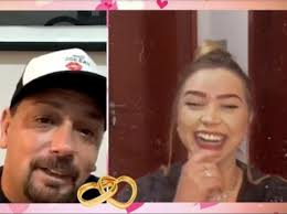 Get in touch with ale oliveira ❤ (@alessandraoliveira249) — 2235 answers, 1346 likes. Ale Oliveira Pede Namorada Em Casamento Nao Sabia O Que Era O Amor