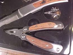 This is completely customized signature series which features oliver f. Winchester 3 Piece Signature Knife Set In Gift Tin For Sale At Gunauction Com 9799178