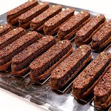 7 002 Likes 30 Comments Dessertmasters Dessertmasters On Instagram 100 Cacao Eclairs By Vincent Vall Patisserie Gateaux Et Desserts Recette Chocolat