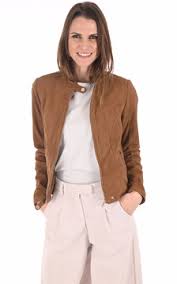 Veste merinillo coupe loose camel. Vetements Cuir Femme La Canadienne