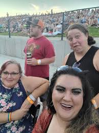 Seth Schrader's Instagram, Twitter & Facebook