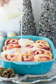 Soft Homemade Bun Dough Filled With Easy Homemade Cranberry Filling Or Sub Store Bought Topped With A Wh Sweet Roll White Chocolate Cranberry Homemade Buns