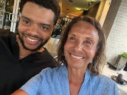 I honestly don't know a better public servant than Jolene Ivey !