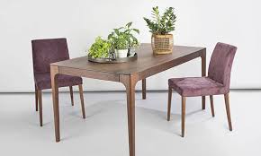 This solid and sturdy dining table can be extended easily thanks to the extension leaves that are fixed to both ends. 12 Seater Extending Dining Table Wooden Oak Ceramic
