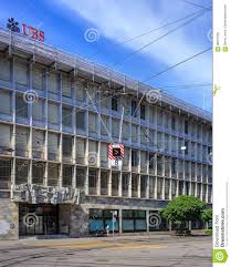 Ubs group ag is a swiss multinational investment bank and financial services company founded and based in switzerland. Ubs Burogebaude Auf Talacker Strasse In Zurich Die Schweiz Redaktionelles Bild Bild Von Hauptsitz Quadrat 88077200