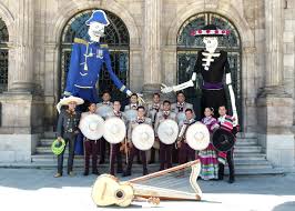 El hotel imperial saltillo se encuentra a 900 metros del centro comercial galerías saltillo y a 10 minutos en coche de la plaza de armas de saltillo. Mariachi Imperial Elegancia Mexicana