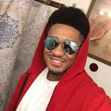 Demetrius Murrell's Instagram, Twitter & Facebook