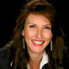 Karrie Mooney's Instagram, Twitter & Facebook