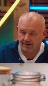 Bob Mortimer Serenades Daisy May Cooper