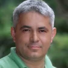 José Roberto Simões