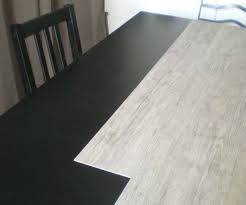 J Ai Un Plateau De Table Laque Noir Tres Fragile Et Salissant Trop Moderne A Mon Gout Et J Ai Plateau De Table Customiser Table Customiser Table A Manger