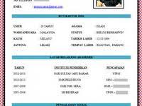 10 Contoh Resume Professional In 2020 Resume Format Resume Format For Freshers Resume