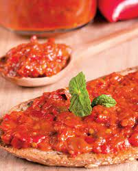 Se iau 6 vinete mari, tinere şi. Zacusca Cu Vinete Si Ardei Retete Practice