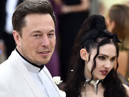 Saturday Night Live' Star Bobby Moynihan Is the 'Chozen' One