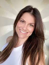 Lash Bar Professionals in La Crosse, WI