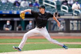 Jacob degrom was one of mlb's top pitchers in 2020, finishing the season with 102 strikeouts in 12 starts, along with a 2.38 era! Rookies Help Miami Marlins Beat New York Mets Jacob Degrom Miami Herald