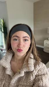 Actuando como si me extrañara