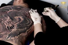 Hình xăm chất cho nam kín chân. Y TÆ°á»Ÿng Va Thiáº¿t Káº¿ Hinh XÄƒm Kin LÆ°ng Danh Cho Nam Giá»›i Pháº§n 1