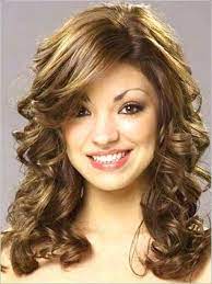 20 Wavy Hairstyles To Explore The Beautiful Side Of You Beautiful Explore Hairs Medium Length Curly Hair Medium Curly Hair Styles Medium Length Hair Styles