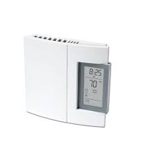 Thermostat has a true off setting. Qmark Heater 120v 240v 2 Wire Programmable Thermostat Triac Switch Qmark Heater Th106a Homelectrical Com