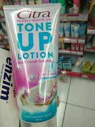 Pin Oleh Chxzu Di Uwus Di 2020 Produk Makeup Kecantikan