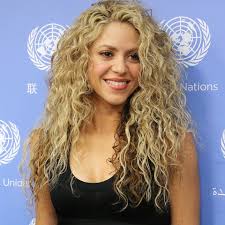 Shakira isabel mebarak ripoll wurde am 2. Ich Habe Fragen Zu Shakira Frauen Korper Aussehen