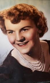 Elayne Gloria McManus