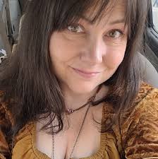 Ok peeps. I need help. I want to take some art classes. Mostly painting but  I'm seeing youth classes. Any recommendations? Thx!!!!