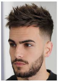 32 Top Hairstyles For Guys With Big Foreheads Mens Haircut For Big Forehead Menshaircutforbigforehe Men Haircut Styles Short Textured Haircuts Faded Hair