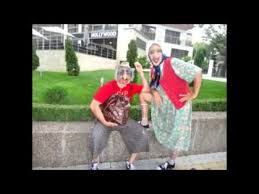 а за границей можно жить и нисколько не тужить Za Granicej Mozhno Zhit Youtube