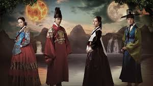 太陽 を 抱く 月 あらすじ 16 話