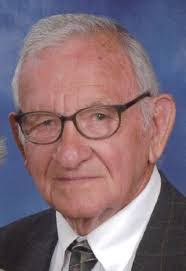 Lee Pigg's Instagram, Twitter & Facebook