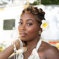 🙌🏾✨ I'm supporting my amazing sis Khaliah Smith and her powerful message  with the L2PG