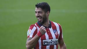 Last season his average was 0.6 goals per game, he scored 21 goals in 35 club matches. Luis Suarez Explains Barcelona Exit People Forgot What I Did There Very Quickly Football Espana
