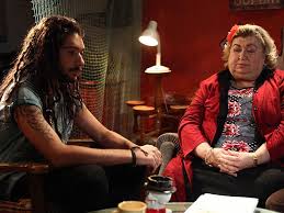 Mandıra filozofu filmi, beyazperdeye çocuklar duymasın dizisindeki mandıra filozofu mustafa ali karakterinin hikayesinden uyarlandı. Mandira Filozofu 2 Cinestar