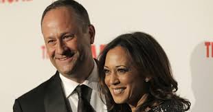 Shop ella's closet and buy fashion from dolce & gabbana, american apparel, stan ray and more. Kamala Harris Husband Doug Emhoff Could Also Make History Los Angeles Times