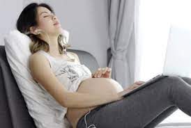 3 Posturas Comodas Y Placenteras Para Dormir Si Estas Embarazada