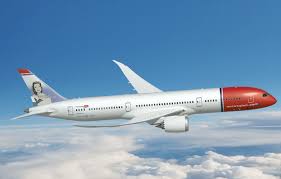 Dreamliners use 25% less fuel per passenger compared with aircraft of a similar size. New Rolls Royce Engine Problems Continue On Boeing 787 10 Dreamliner