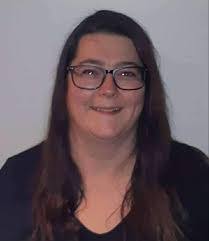 Marci May's Instagram, Twitter & Facebook