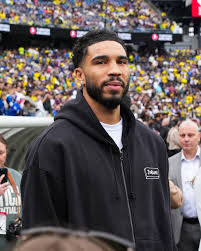 Jayson Tatum pulled up to Brazil vs. France in Foxborough for the coin toss  🏀