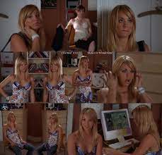 Naked Kaley Cuoco in Charmed < ANCENSORED
