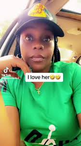 You better tell it @EbonieThrillz3🤣🤣#fyp #foryourpage