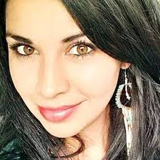 Danielle Whiddon's Instagram, Twitter & Facebook